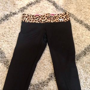 Victoria’s Secret Pink Ultimate reversible legging